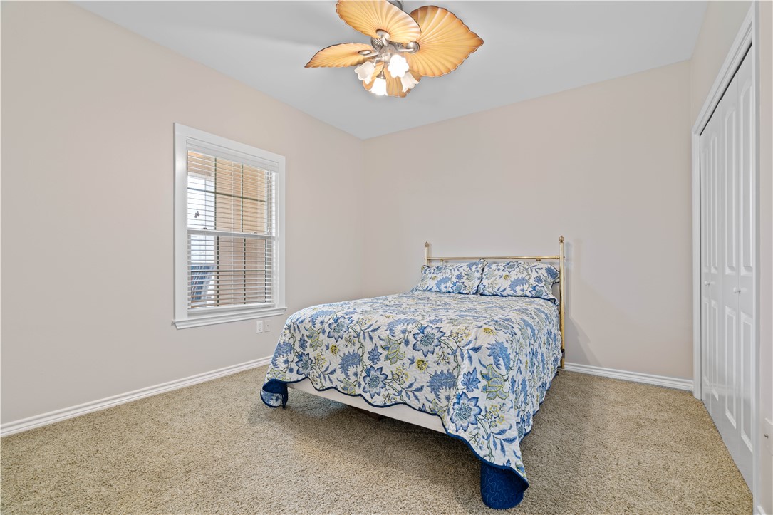 2 Olde Towne Property Photo 17