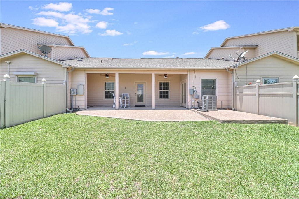 2 Olde Towne Property Photo 21