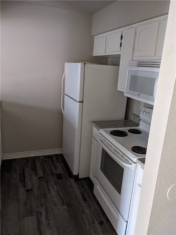 6702 Everhart T-108 Property Photo 6