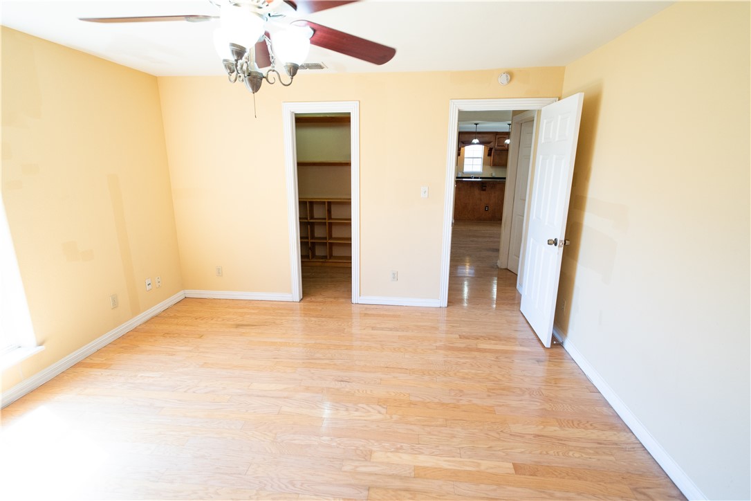 3721 N Creek Cr Property Photo 24