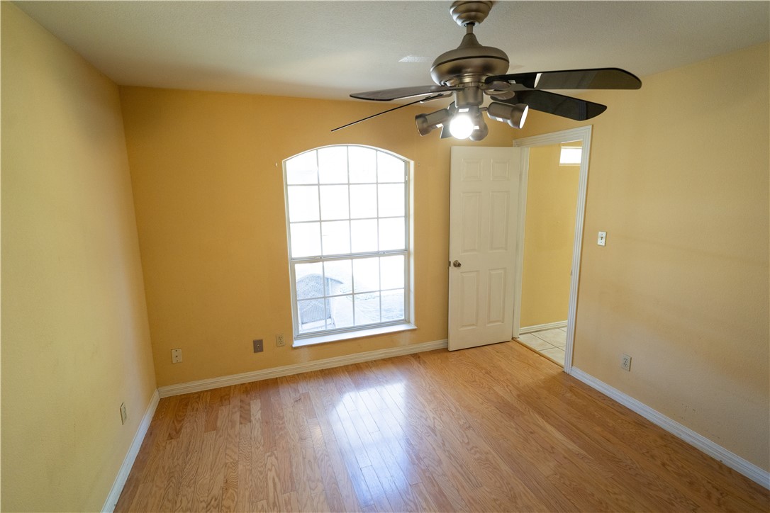 3721 N Creek Cr Property Photo 27
