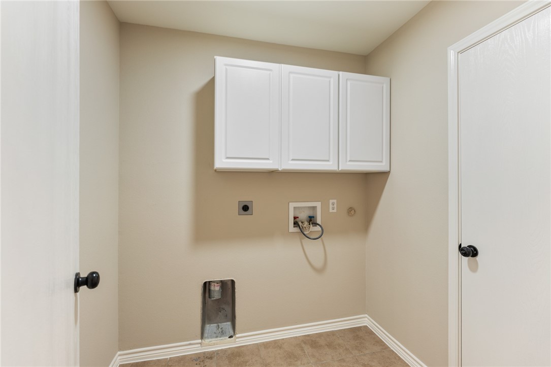 3818 Los Arroyos Dr Property Photo 17