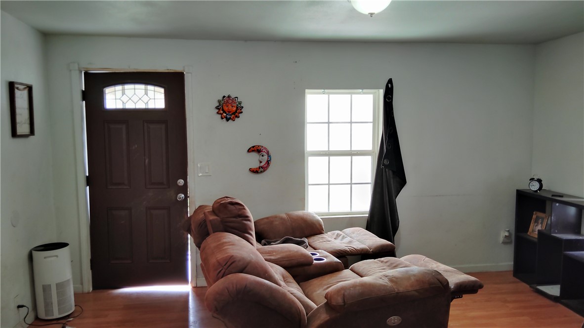 10322 N Harrington Dr Property Photo 2