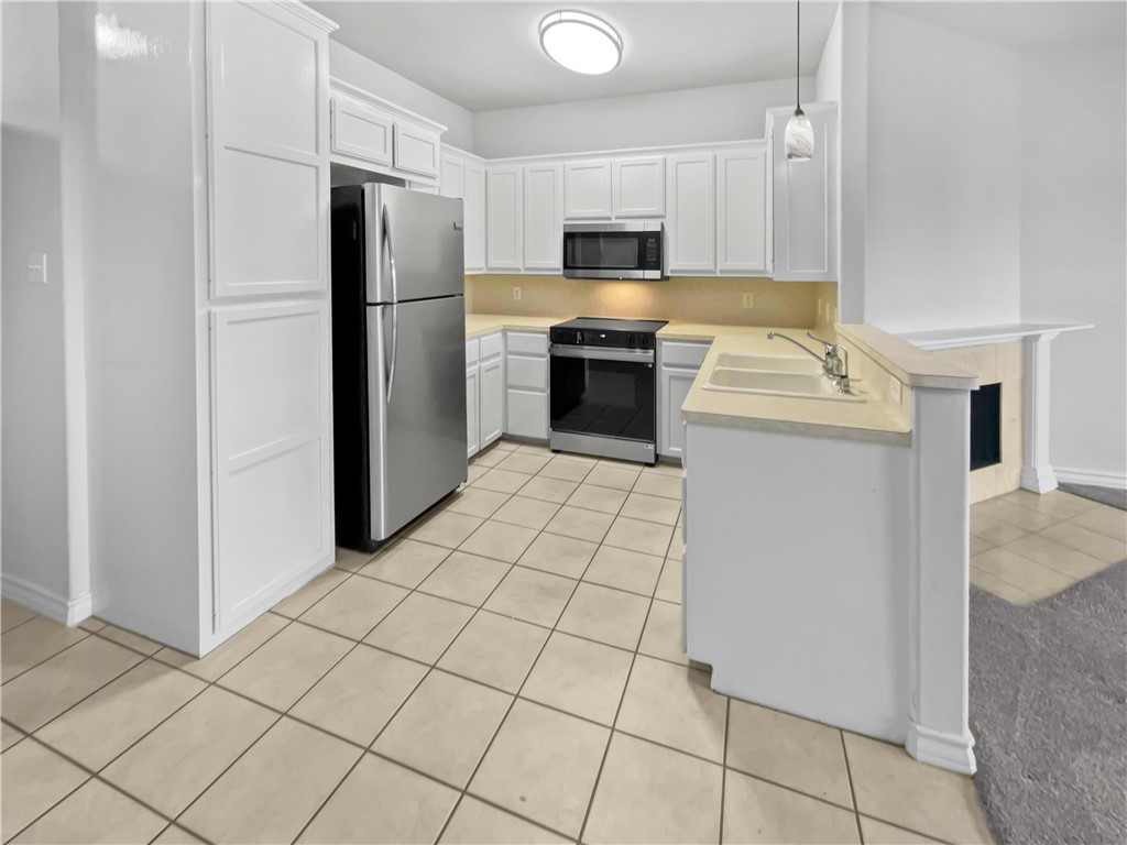 15433 Seamount Cay Ct F Property Photo 6