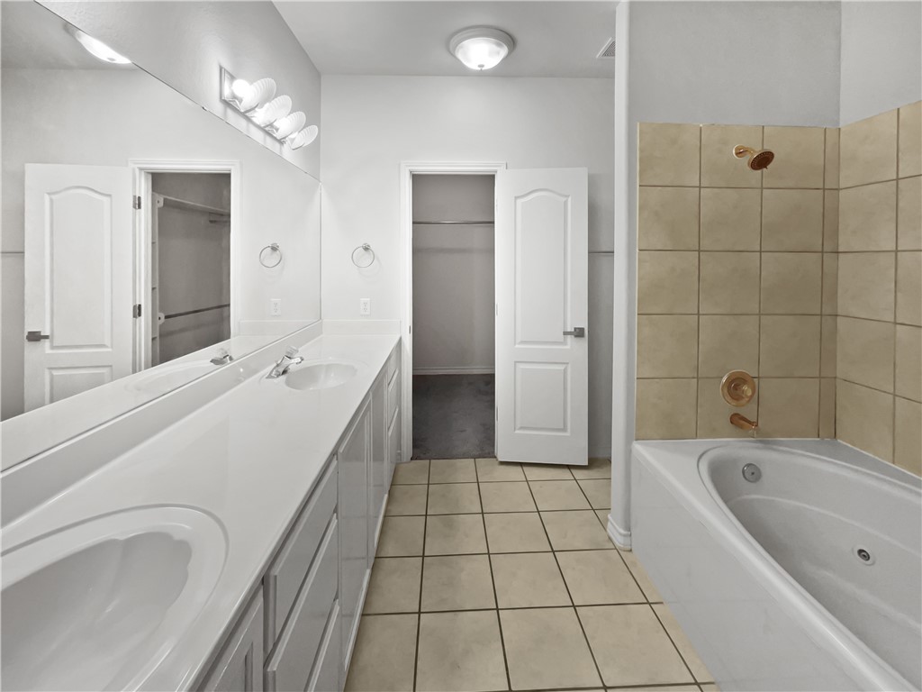 15433 Seamount Cay Ct F Property Photo 7