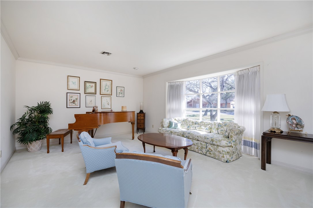1117 David St Property Photo 6