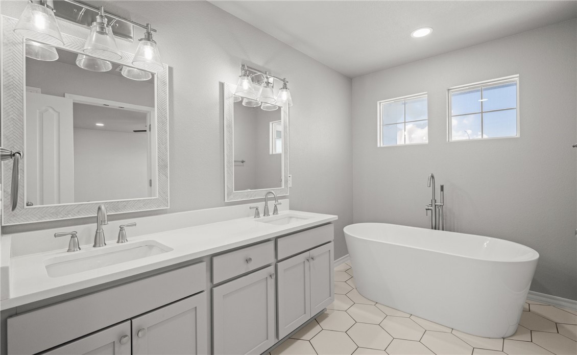 15217 Windward Dr 402 Property Photo 13