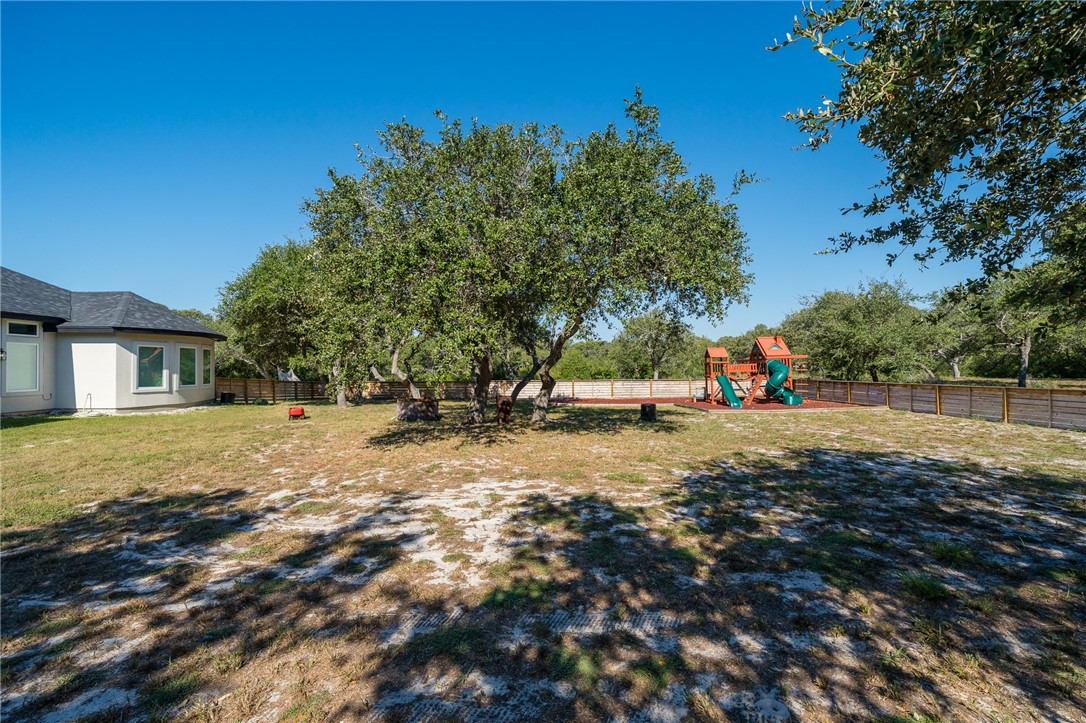 1214 W Rhodes Ave Property Photo 31