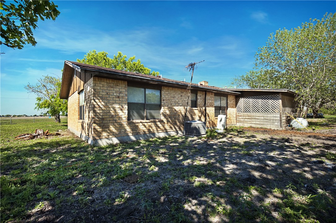 16759 County Road 1726 Property Photo 7