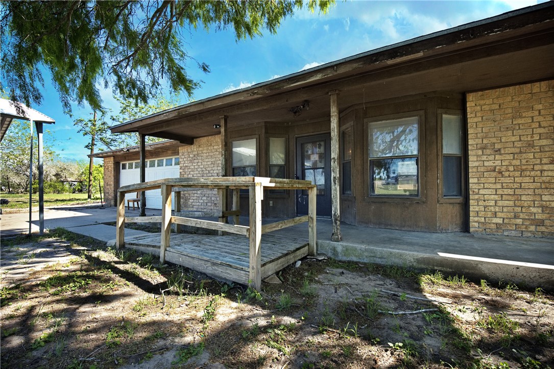 16759 County Road 1726 Property Photo 8