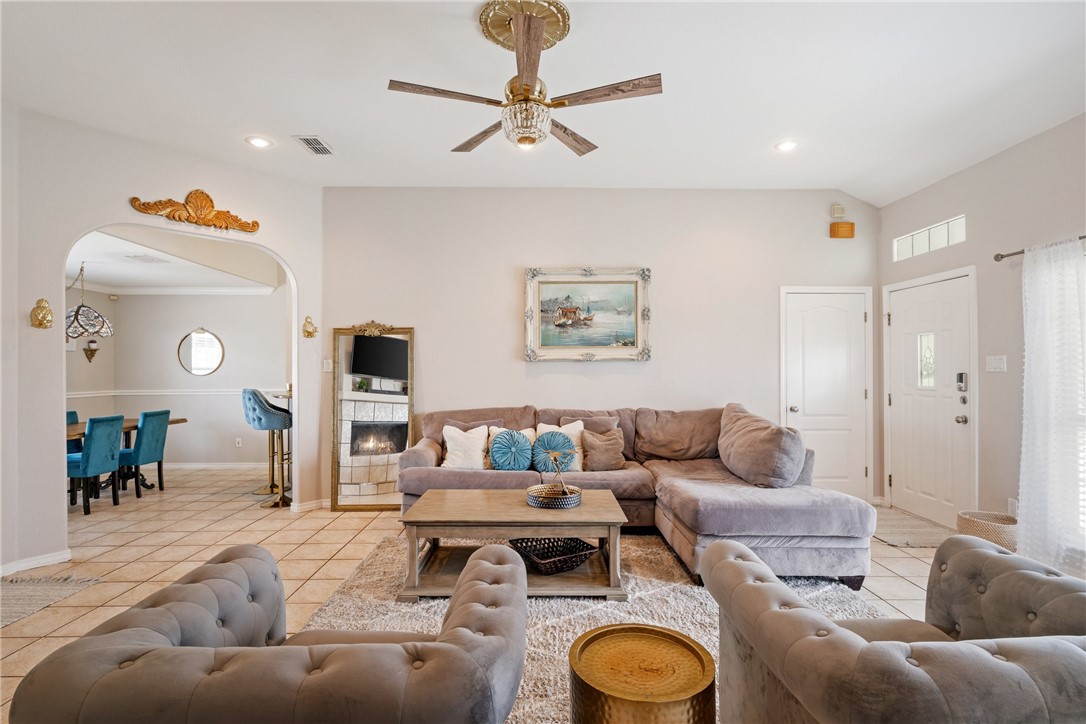 15009 Dasmarinas Dr Property Photo 3