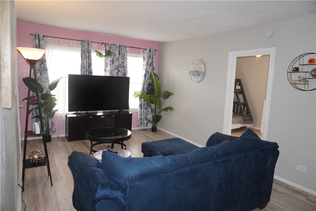 3120 Santa Fe St 3 Property Photo 4