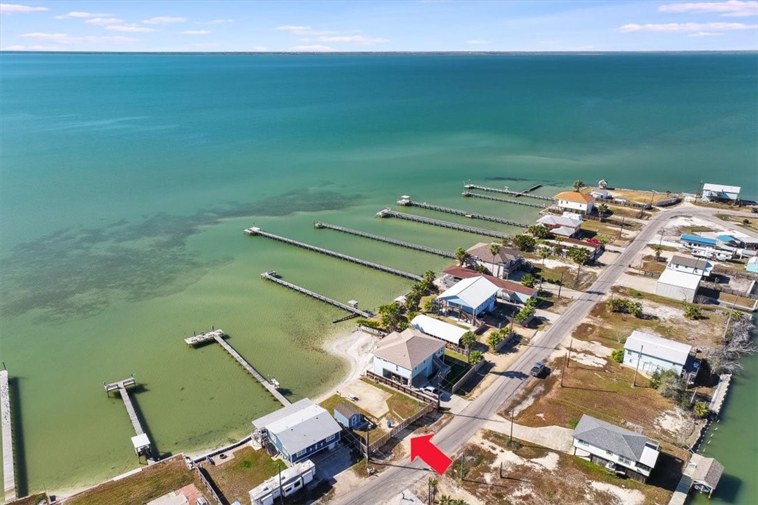 614 Copano Cove Road Property Photo 8