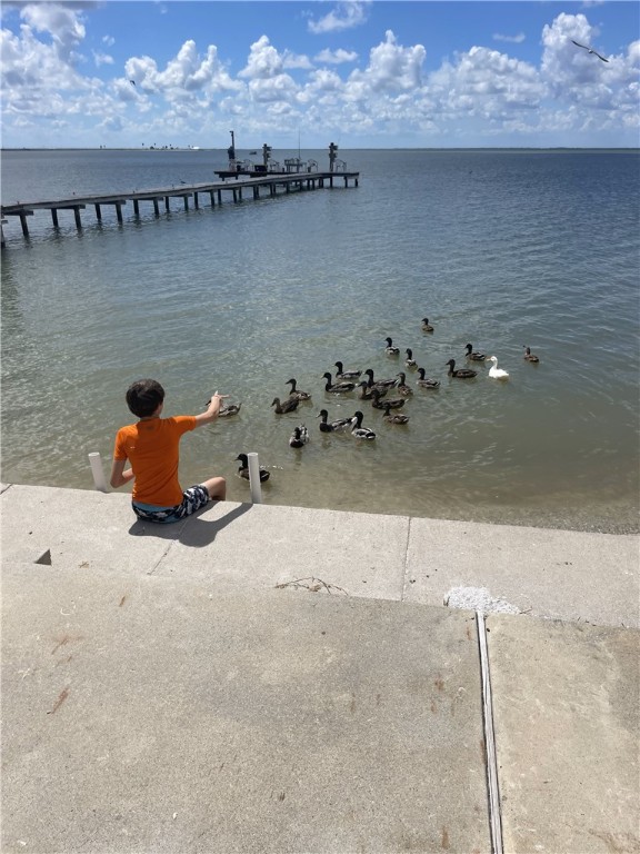 614 Copano Cove Road Property Photo 14