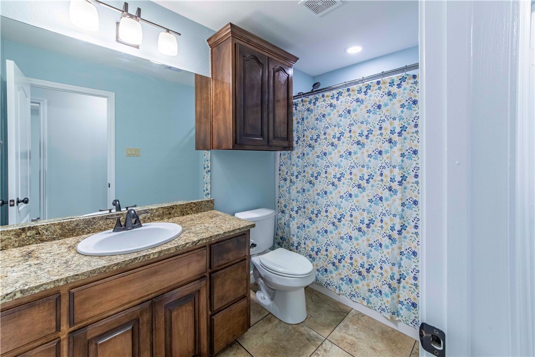 15965 Palmira Ave Property Photo 25