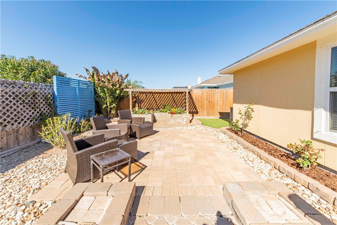15965 Palmira Ave Property Photo 38