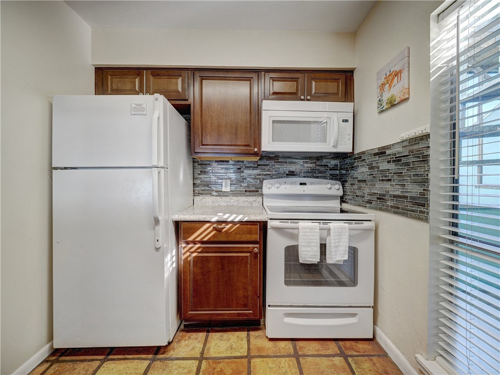 14300 Aloha St. #216 Property Photo 11