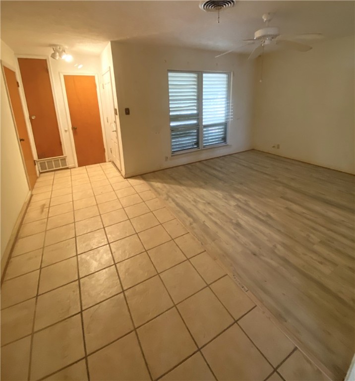 4530 Dolphin Pl Property Photo 6