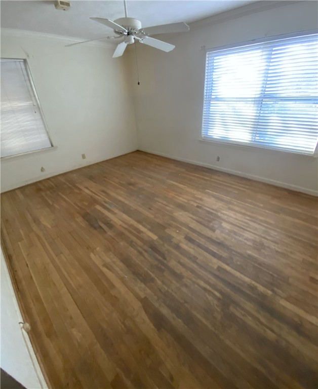 4530 Dolphin Pl Property Photo 13