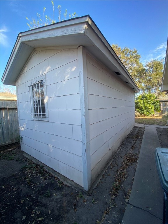 4530 Dolphin Pl Property Photo 20