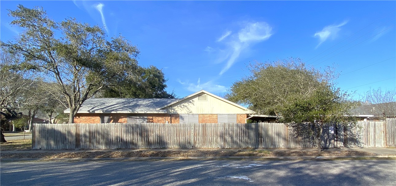 4530 Dolphin Pl Property Photo 32
