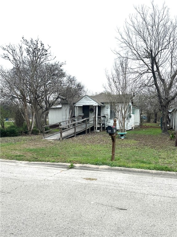 605 S Rachal St Property Photo 3
