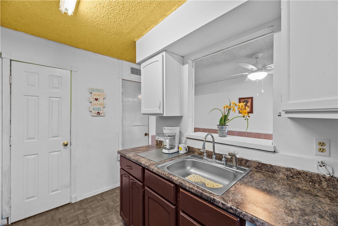 6702 Everhart Road P103 Property Photo 10