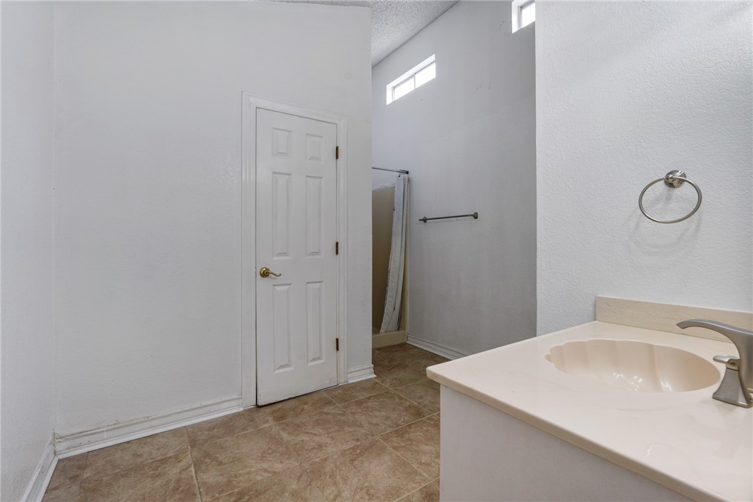 5304 County Road 73 Property Photo 15