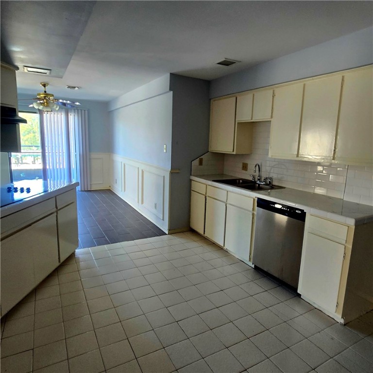 5321 North 10th St 101 Property Photo 10