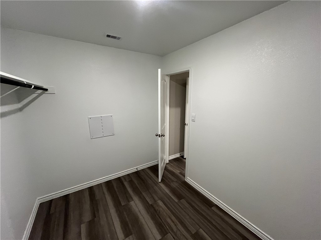 7206 Wilder Lane Property Photo 12