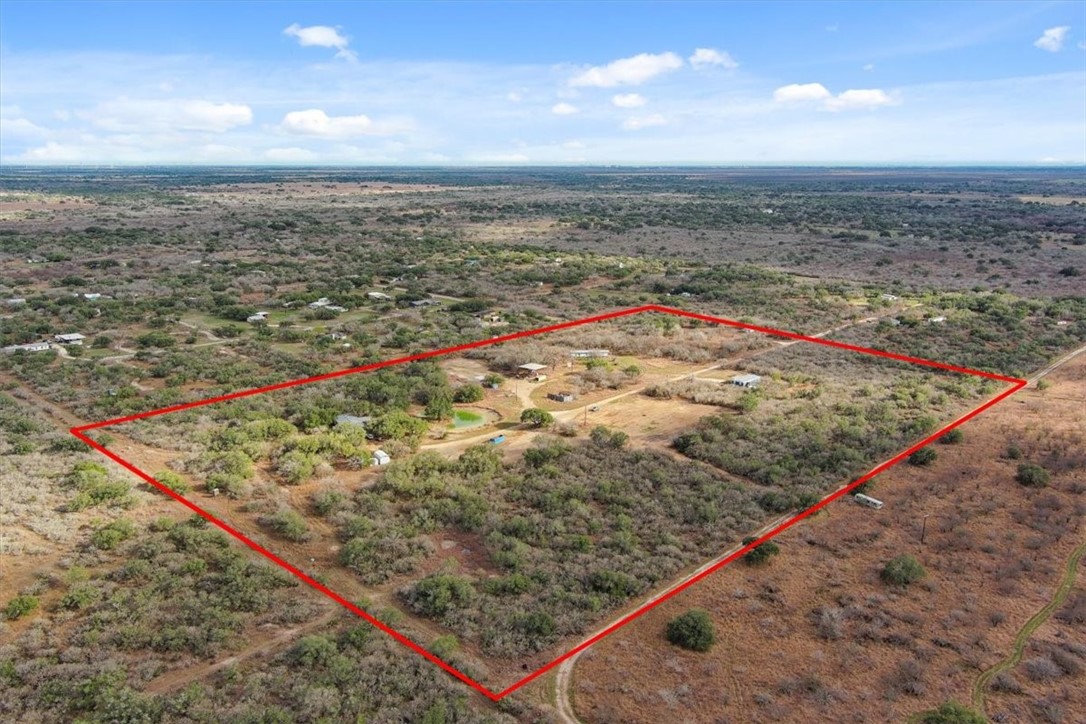 9326 Private Road 6005 Property Photo