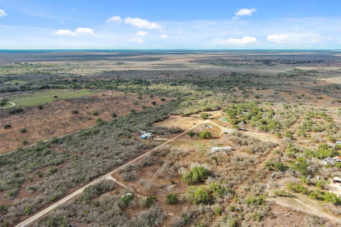 9326 Private Road 6005 Property Photo 5