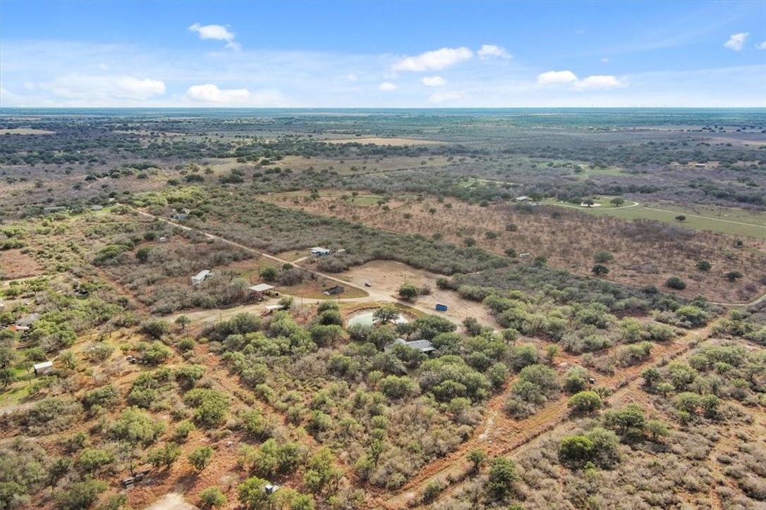 9326 Private Road 6005 Property Photo 6