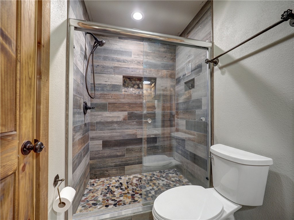 1045 N Mccampbell Property Photo 10
