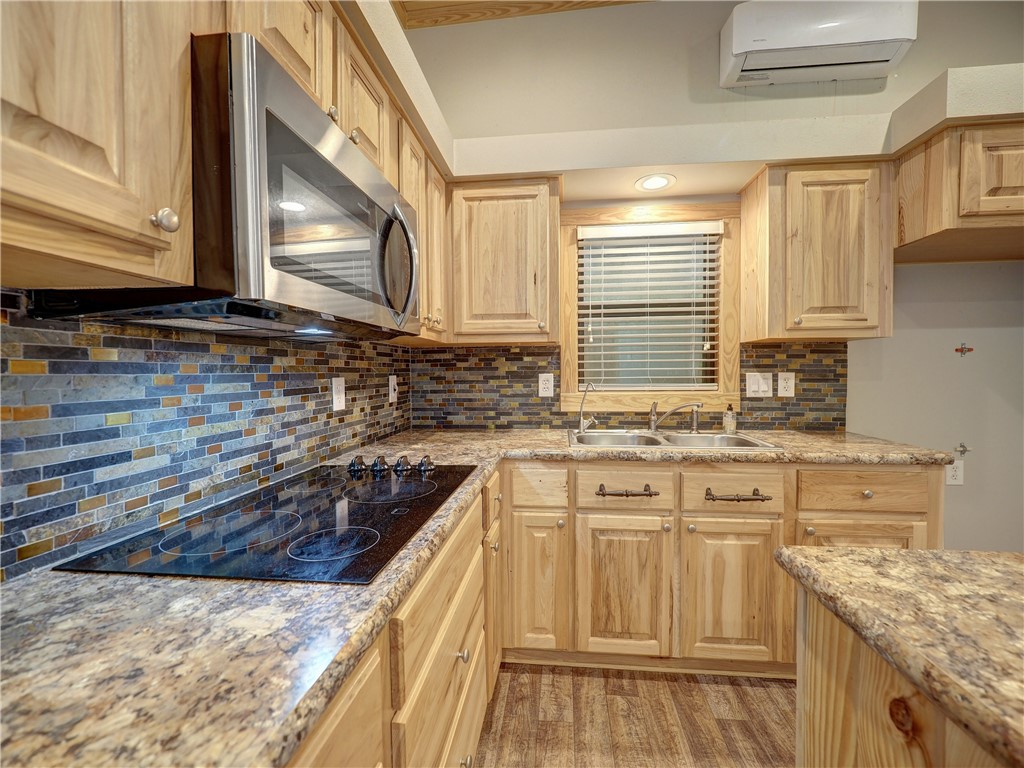 1045 N Mccampbell Property Photo 28
