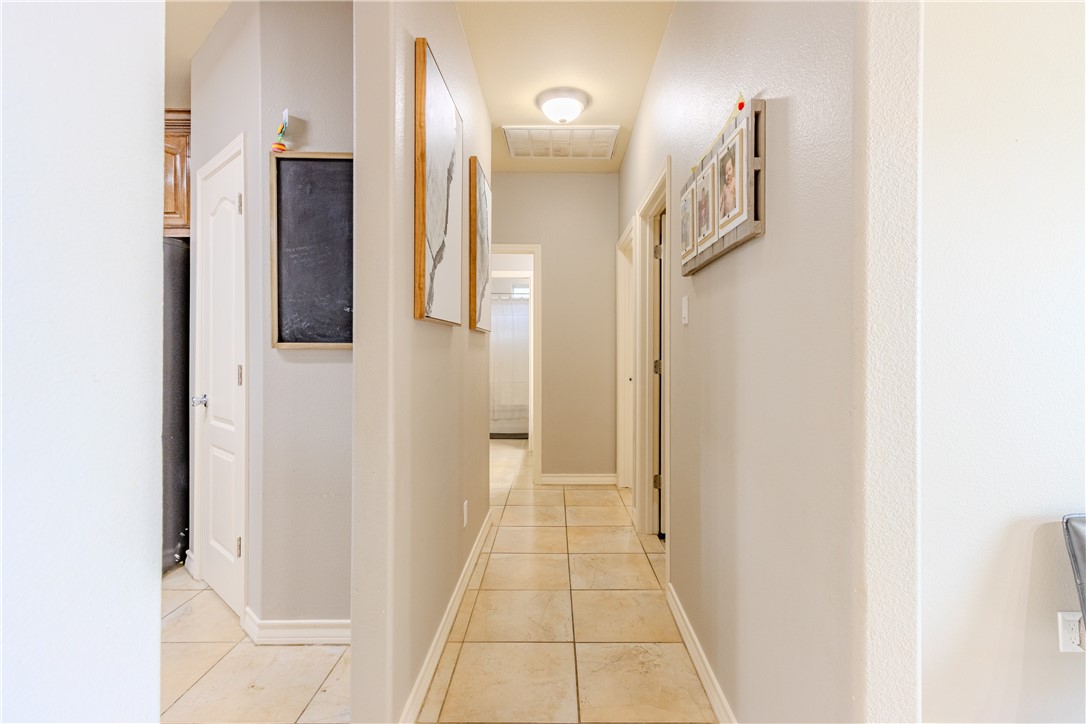 7402 Brush Creek Dr Property Photo 22