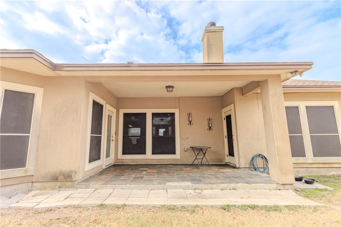 7402 Brush Creek Dr Property Photo 28