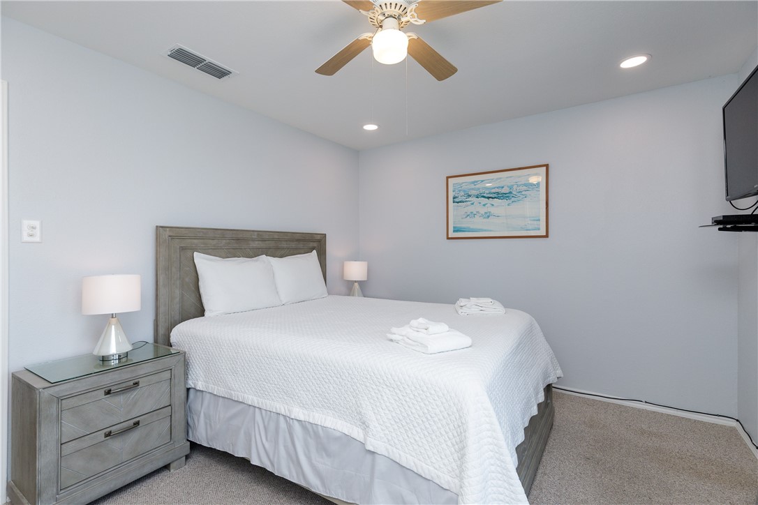 14802 Windward Dr 228 Property Photo 16