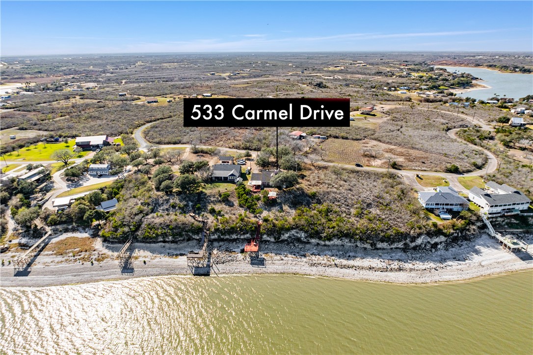 533 Carmel Dr Property Photo 38