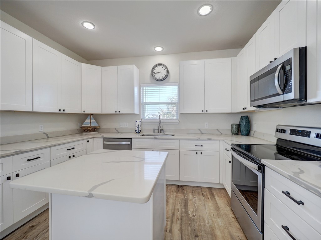 177 La Concha Blvd. Property Photo 7