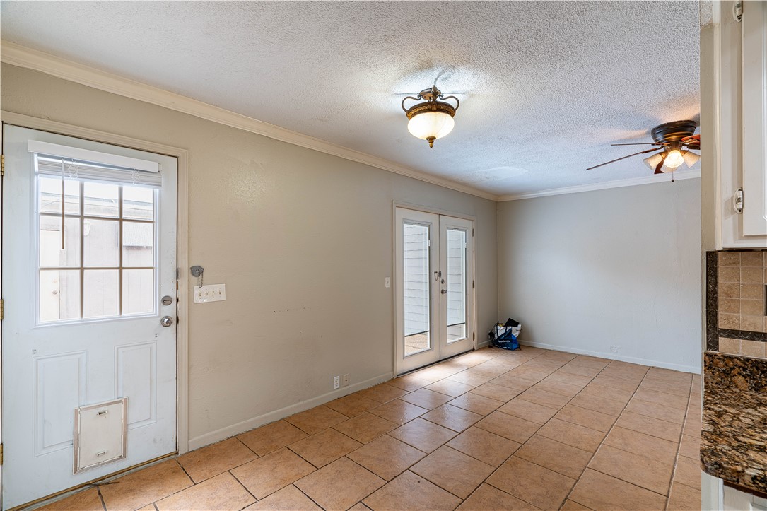 8 Lake Shore Dr Property Photo 15