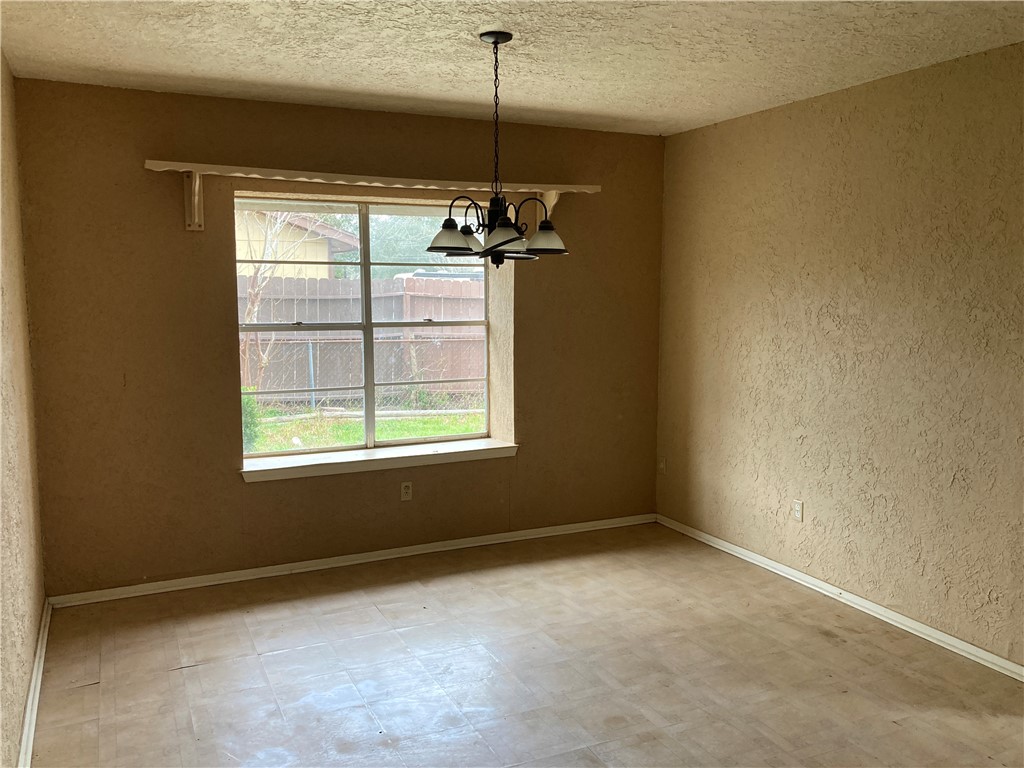 3830 Brookhaven Dr Property Photo 5