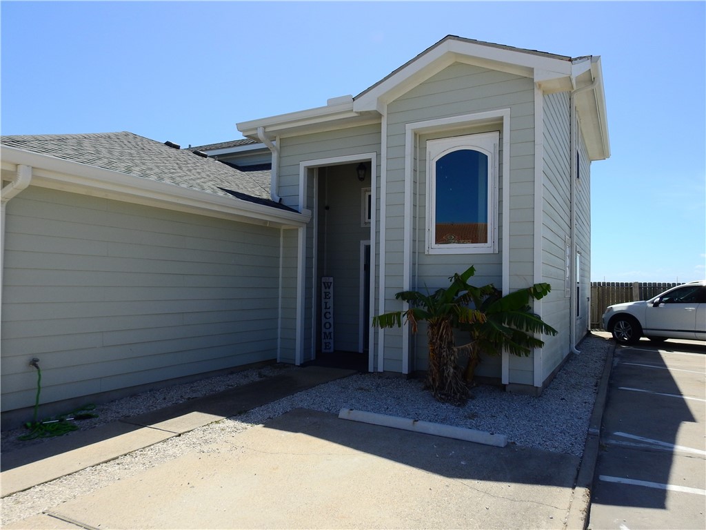14858 Granada Dr H Property Photo 5