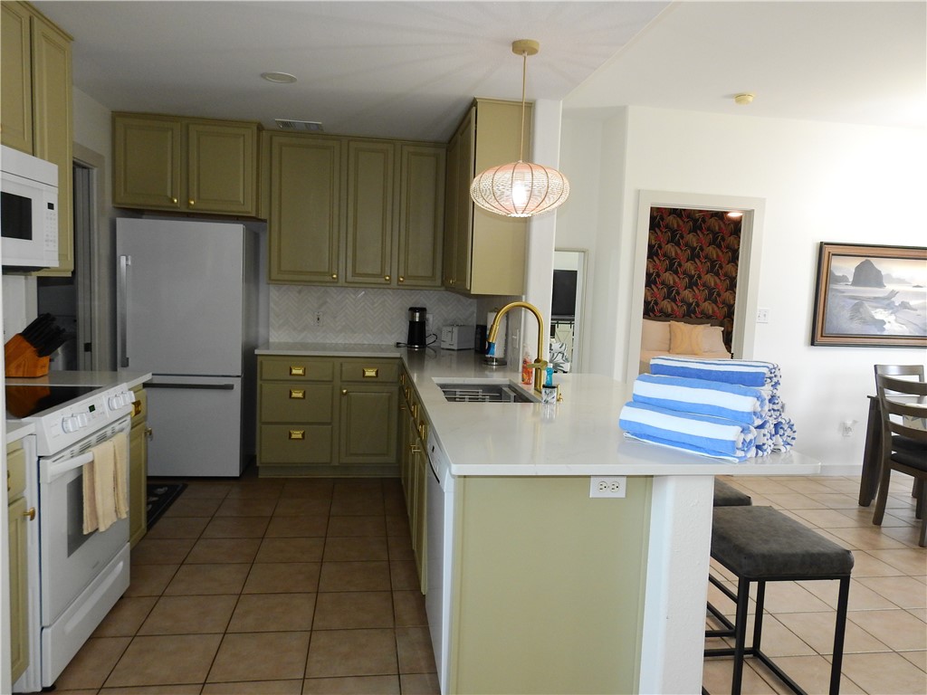 14858 Granada Dr H Property Photo 9