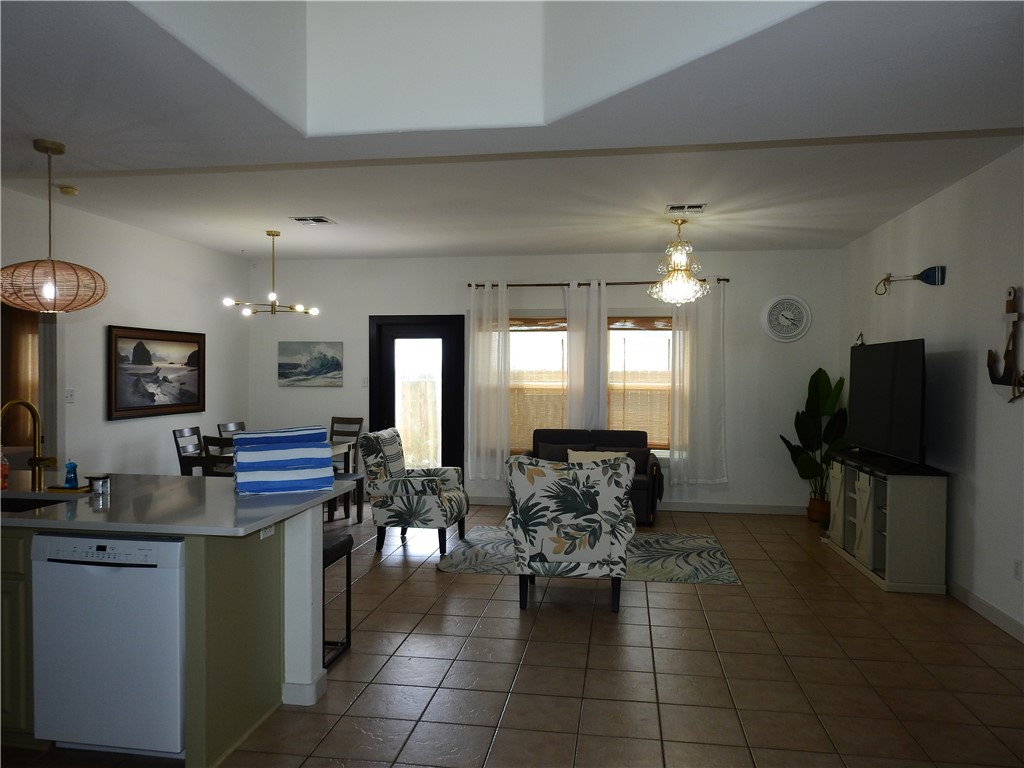 14858 Granada Dr H Property Photo 10