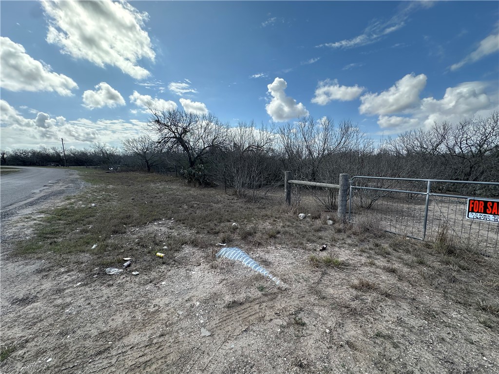 5923 And 5929 Sweet Water Road Property Photo 11