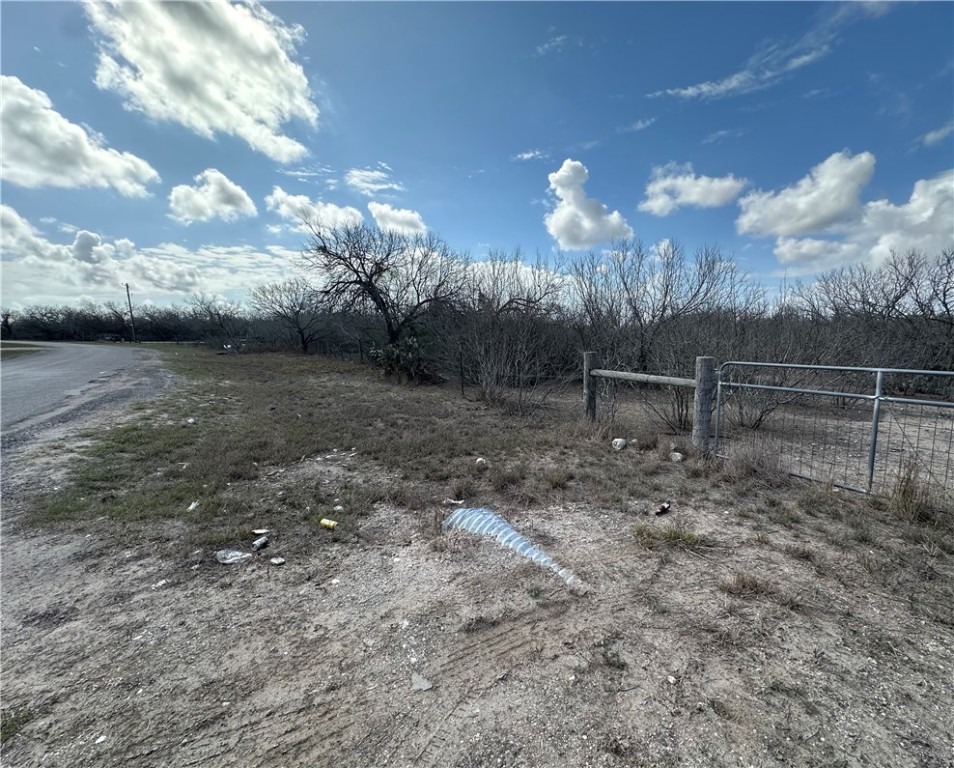 5923 And 5929 Sweet Water Road Property Photo 20