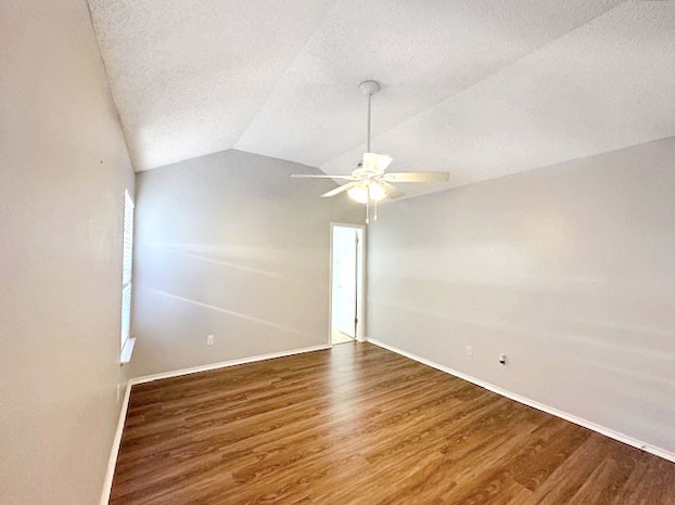 1102 E Hancock Property Photo 6