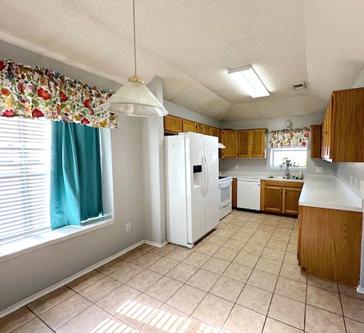 1102 E Hancock Property Photo 13