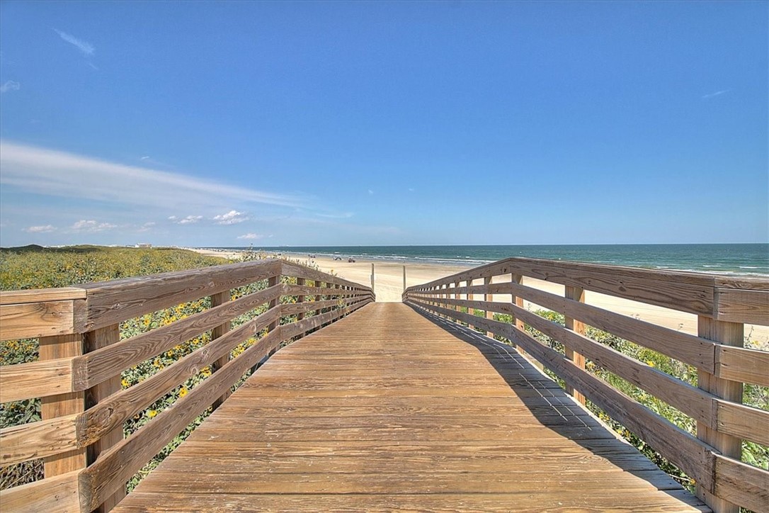 334 Royal Dunes Property Photo 29